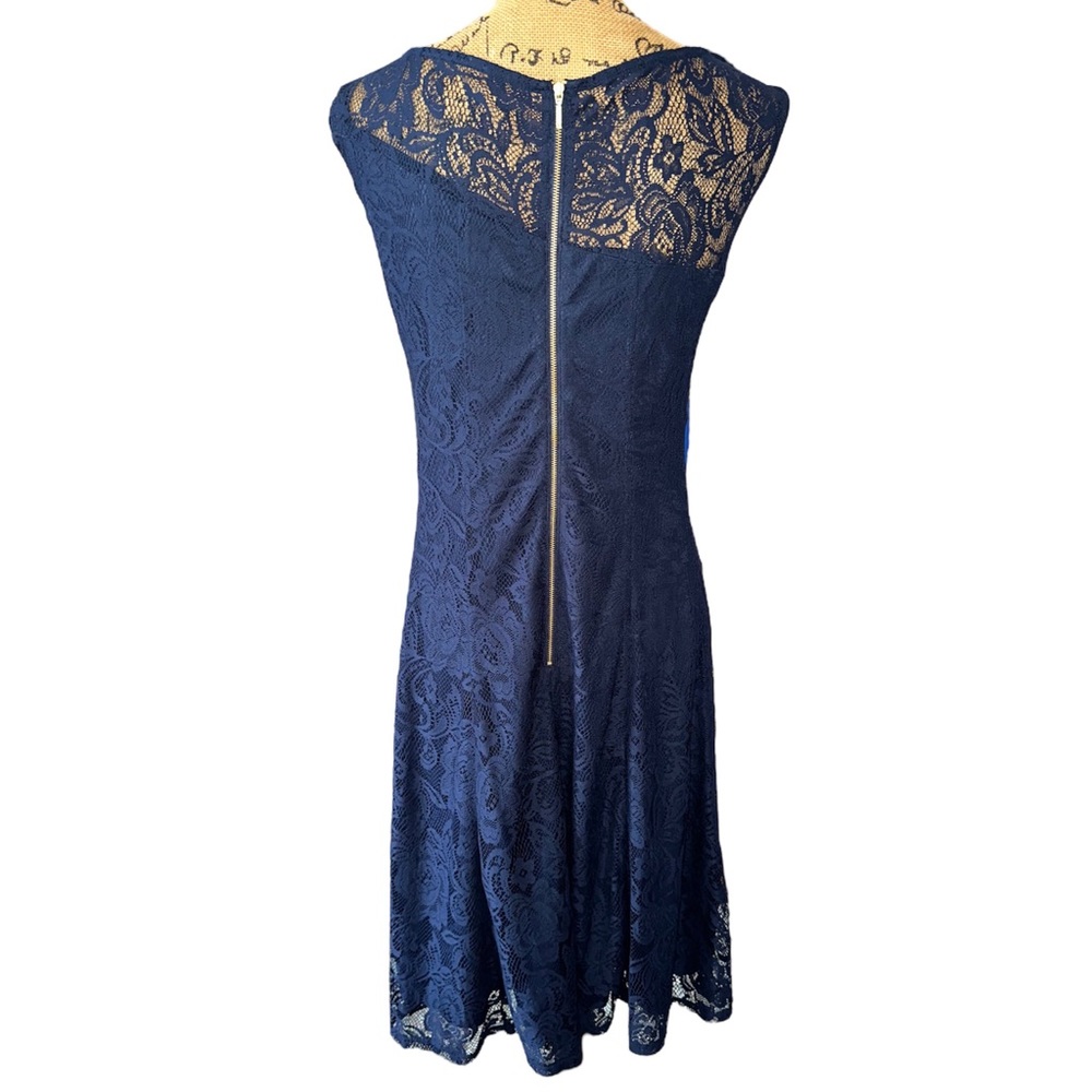 NWT Dressbarn Women's Navy Blue Floral Lace Sleeveless Fit and Flare Midi Dress - Picture 2 of 10